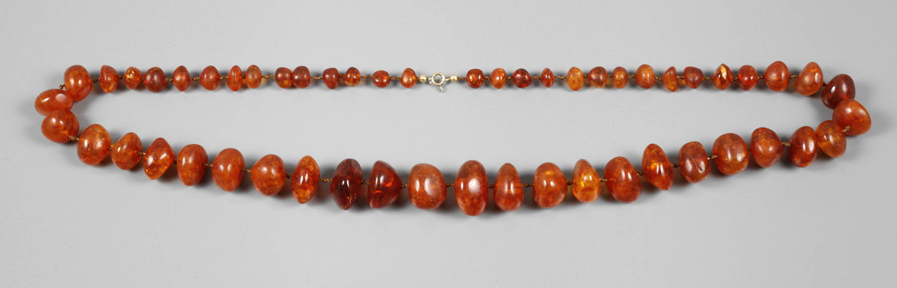 Lange Bernsteinkette