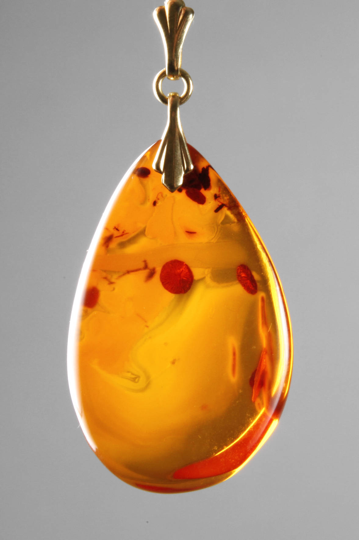 Bernsteinanhänger