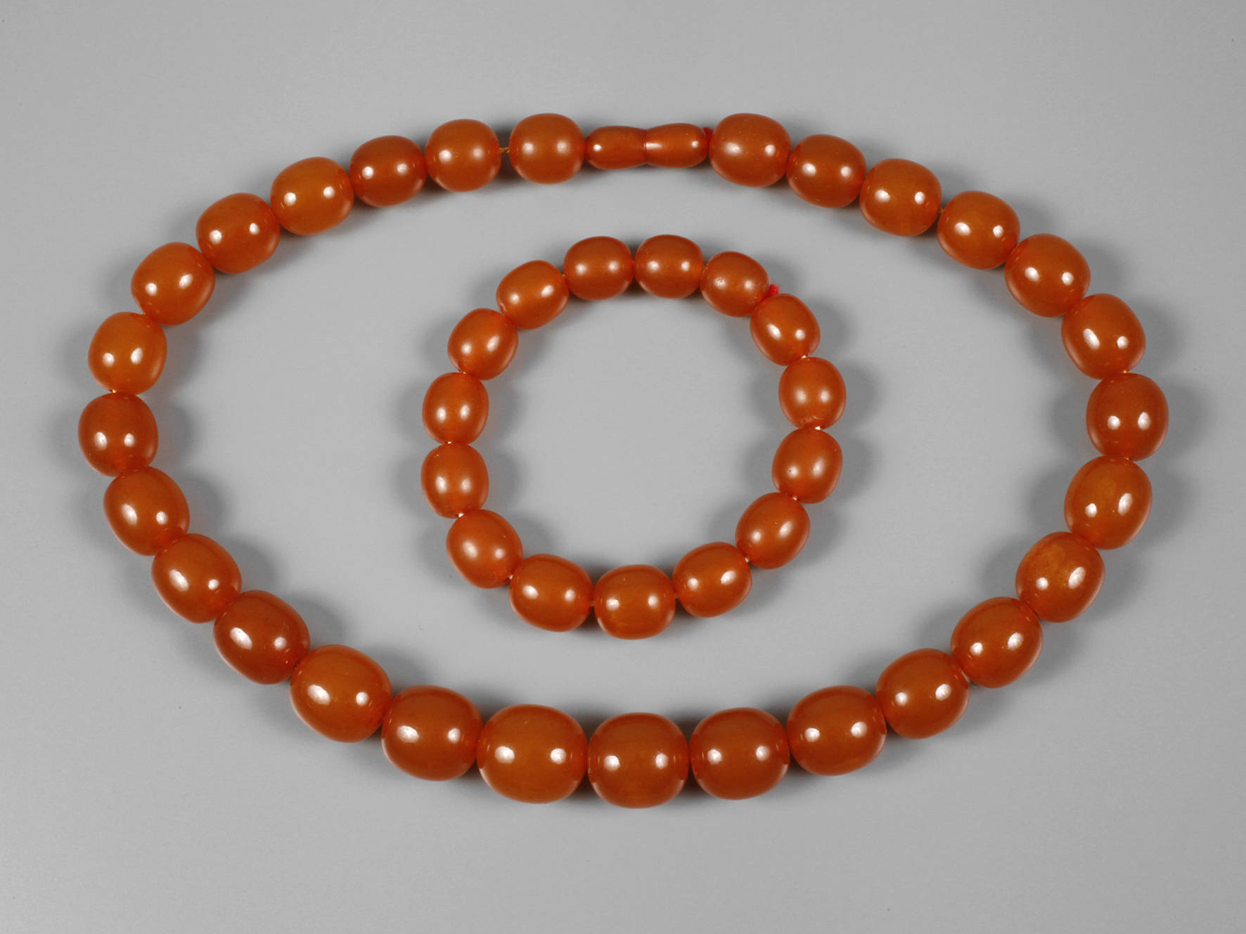 Bernsteinkette mit Armband