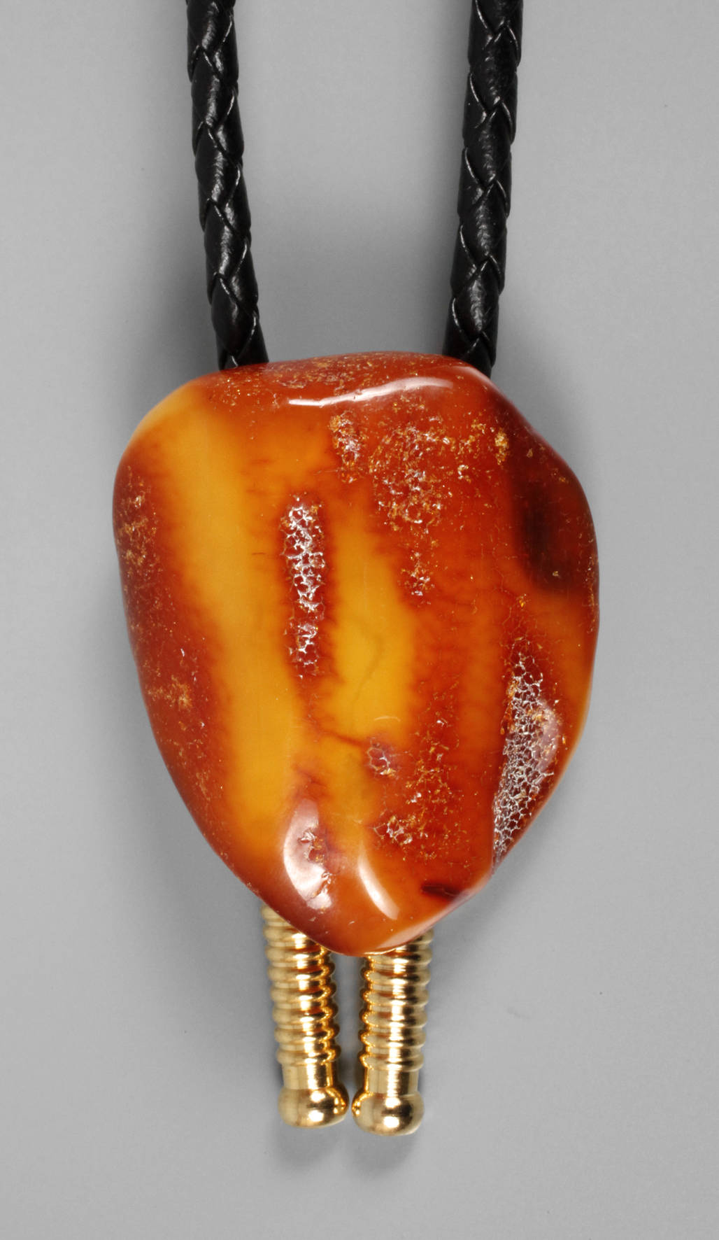 Lederkette mit Bernstein