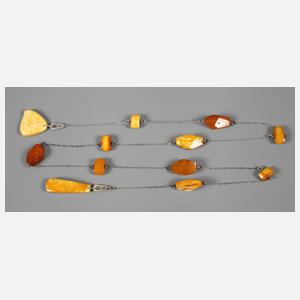 Silberkette mit Bernsteinen