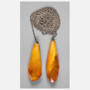 Silberkette mit zwei Bernsteintropfen