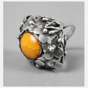 Jugendstilring mit Bernstein