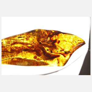 Geschliffener Bernstein