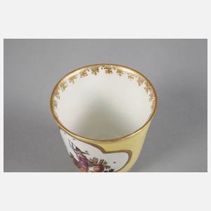 Meissen Koppchen mit Chinoiserien
