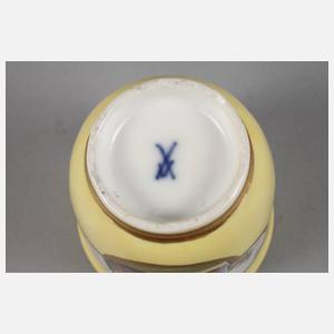 Meissen Koppchen mit Chinoiserien