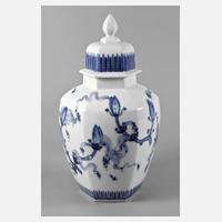 Meissen Deckelvase111