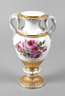 Meissen Schlangenhenkelvase ”Rote Rose”