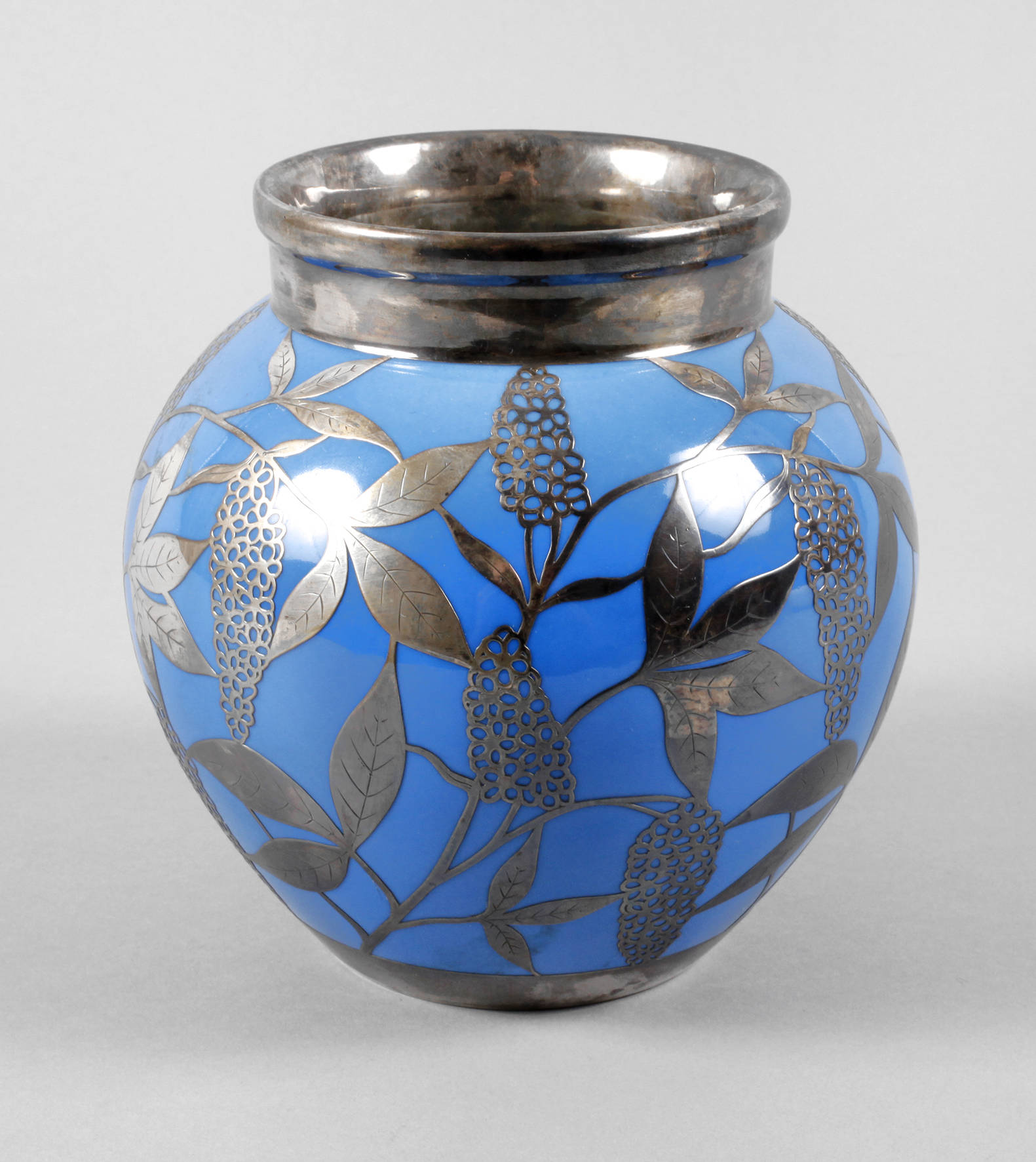 Vase mit Silberoverlay