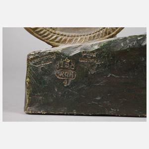 Große Tierplastik Löwenpaar mit Streitwagen