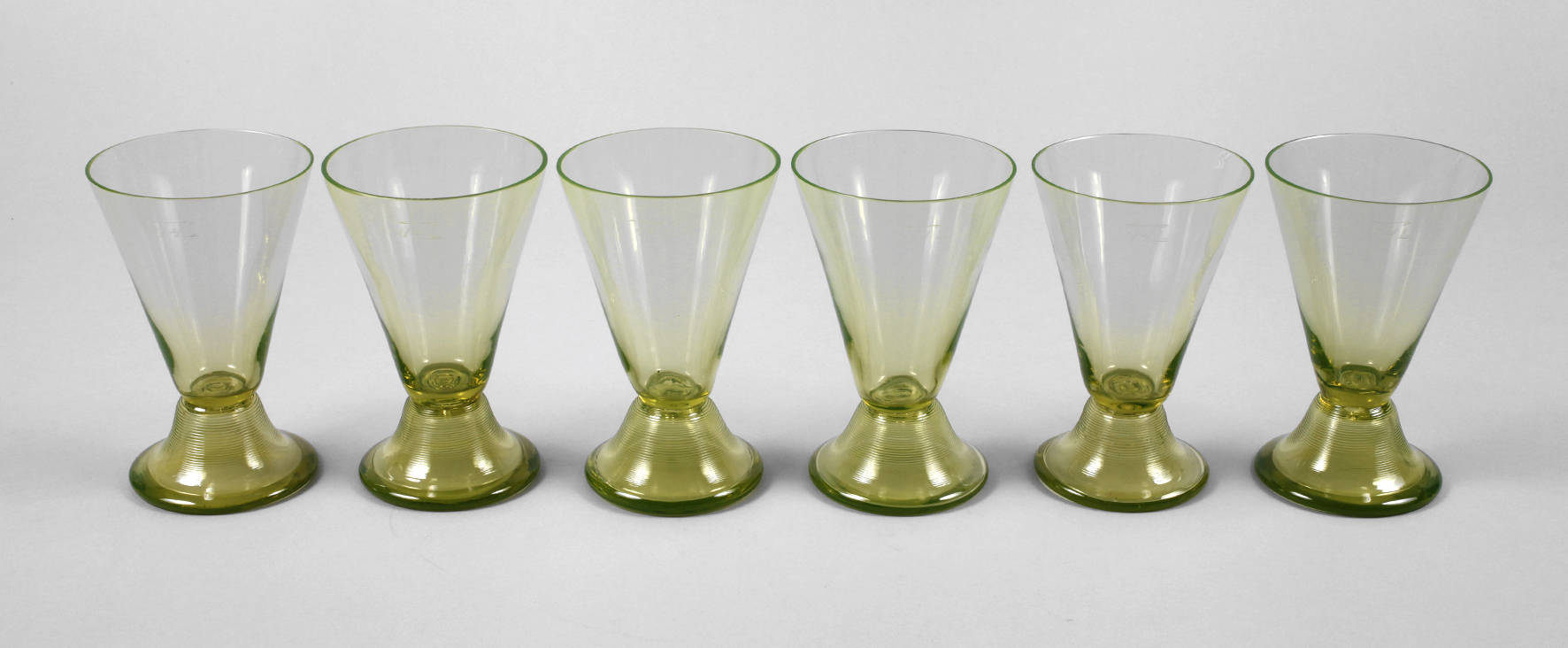 Sechs Bechergläser Historismus