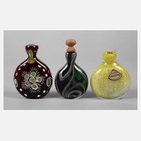 Drei Snuffbottles111