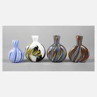 Vier Snuffbottles111