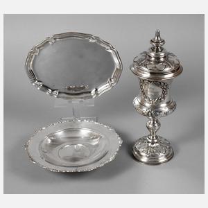 Silberpokal und zwei Schalen