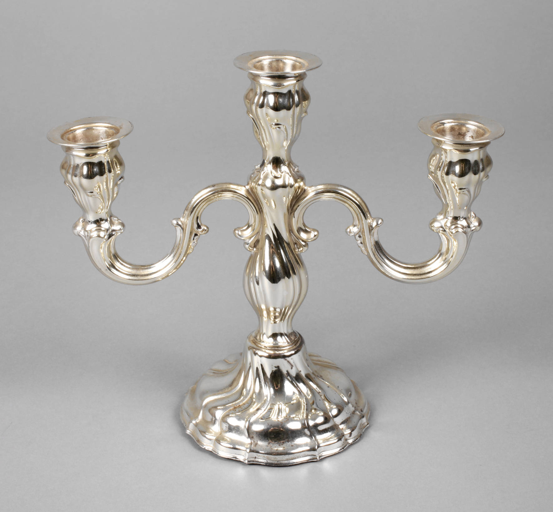 Dreiflammiger Kerzenleuchter