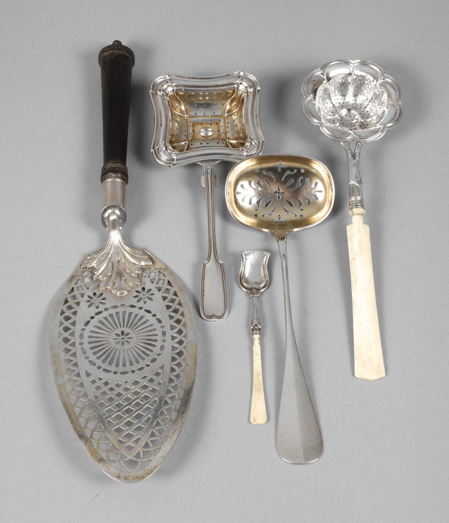 Silber fünf Vorlegeteile Biedermeier