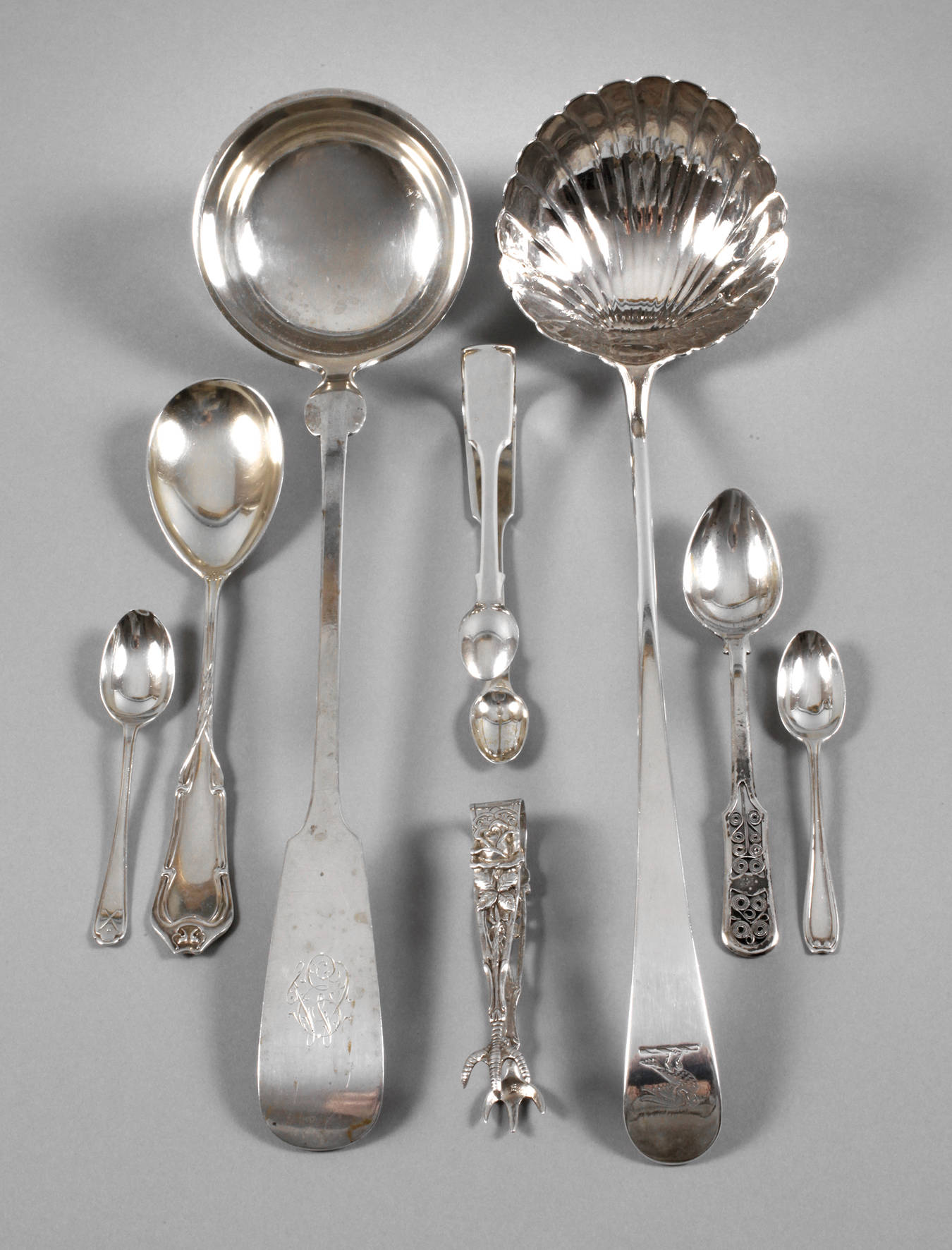 Acht Teile Silberbesteck