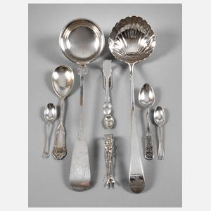 Acht Teile Silberbesteck