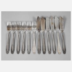 Fischbesteck mit Blütenmuster