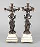 Paar große figürliche Girandolen