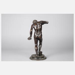 Musizierender Faun mit Zimbeln