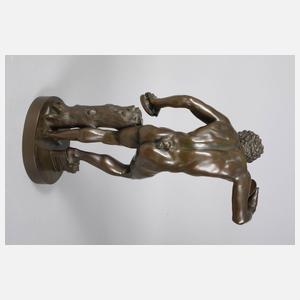Musizierender Faun mit Zimbeln