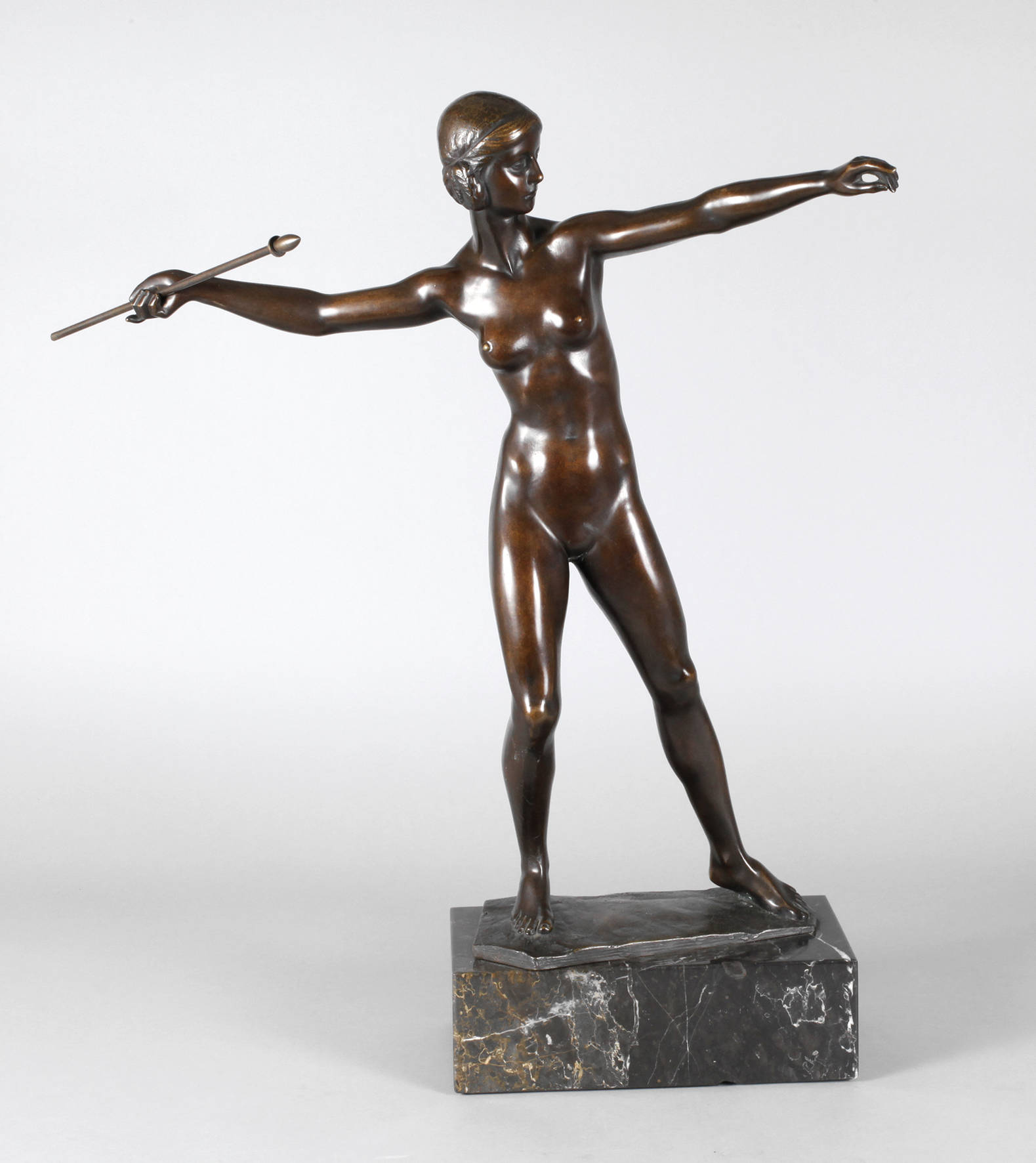 Adolf Müller-Crefeld, Speerwerferin