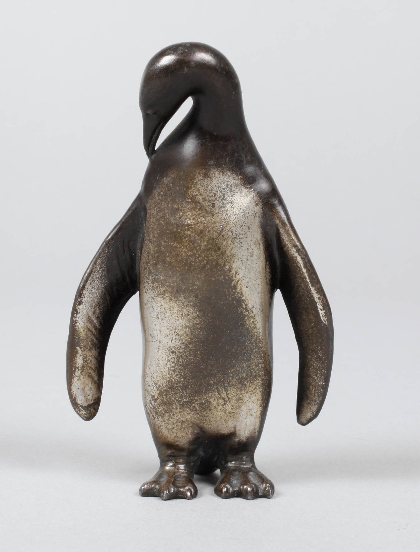 Kleinbronze Pinguin