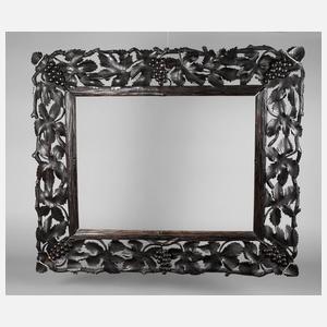 Geschnitzter Rahmen mit Weinranken um 1890