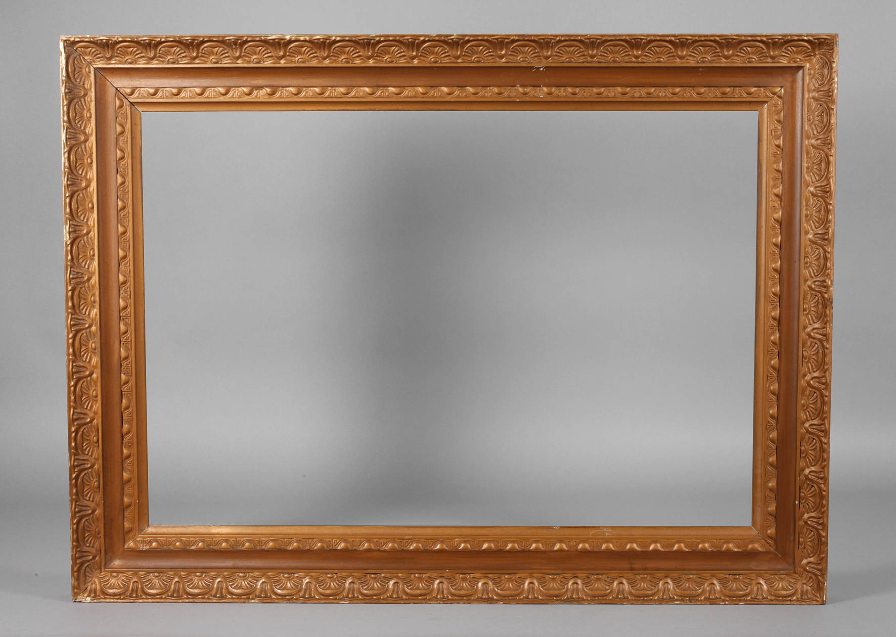 Goldbronzierte Stuckleiste um 1920