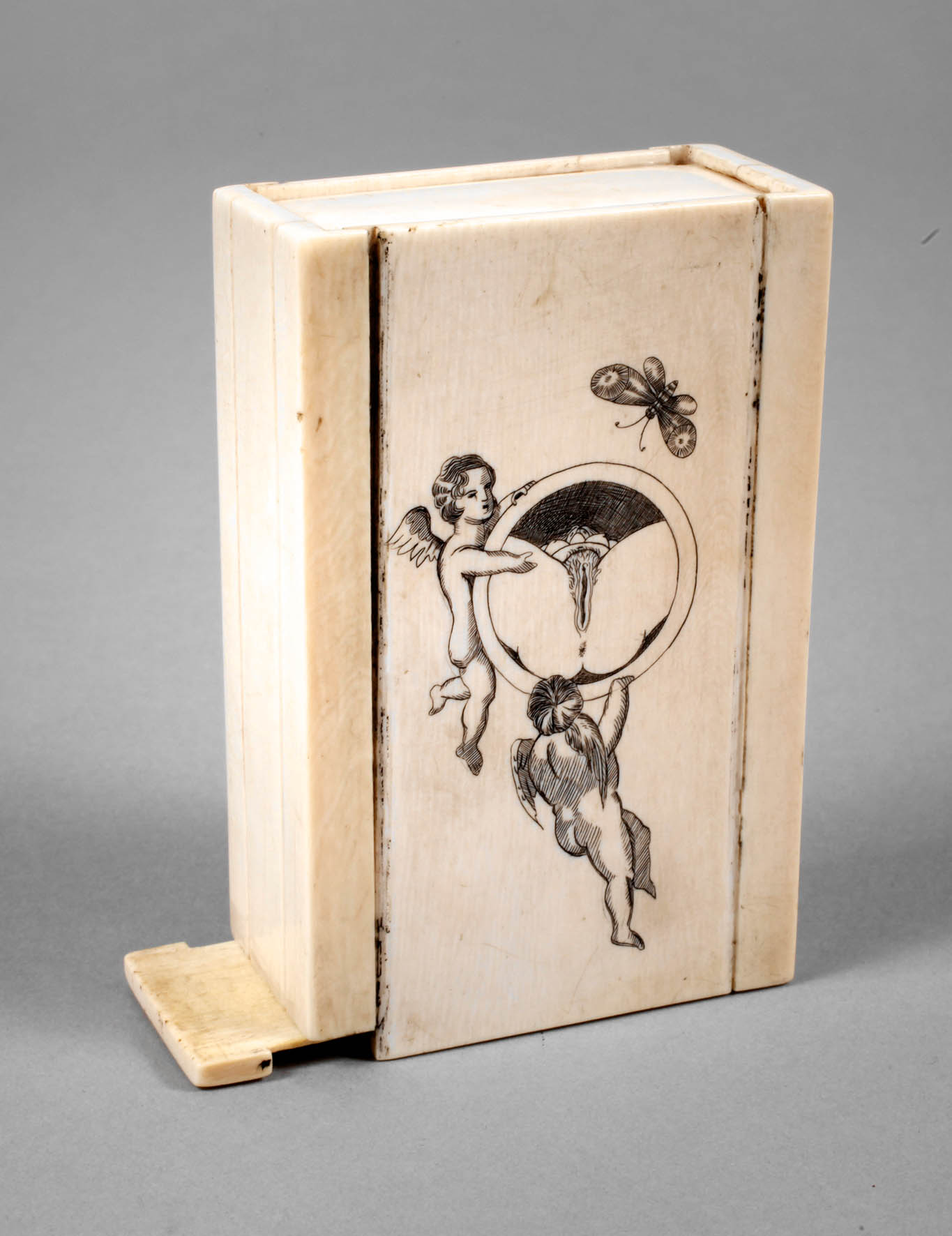 Elfenbeindose Erotika