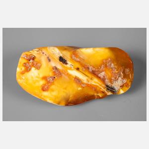 Geschliffener Bernstein