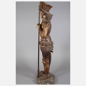 Geschnitzte Ritterfigur