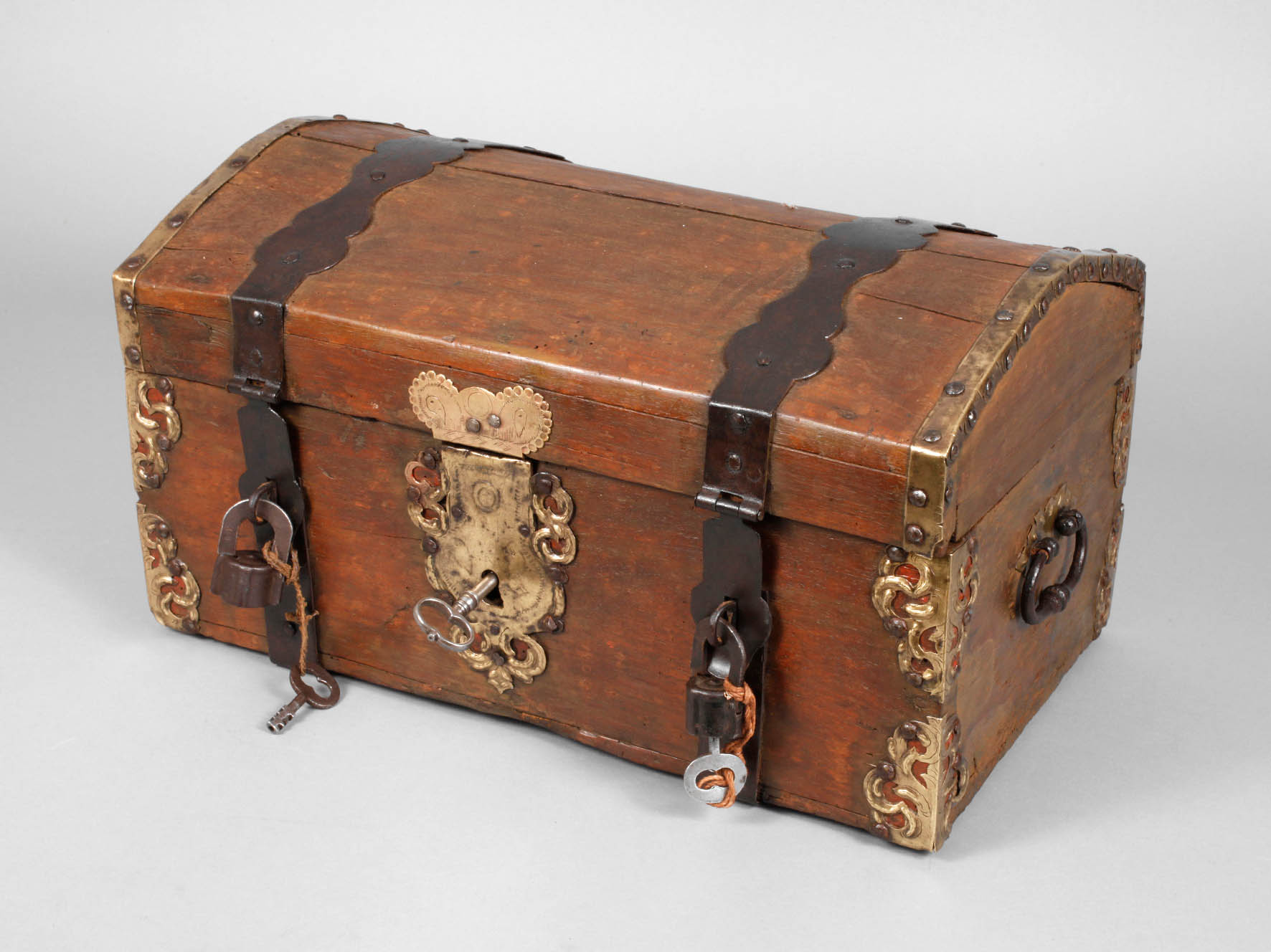 Kleine Deckeltruhe Barock