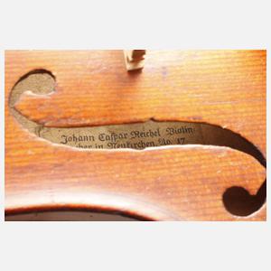 Violine im Etui