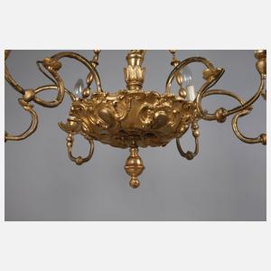 Geschnitzte Deckenlampe