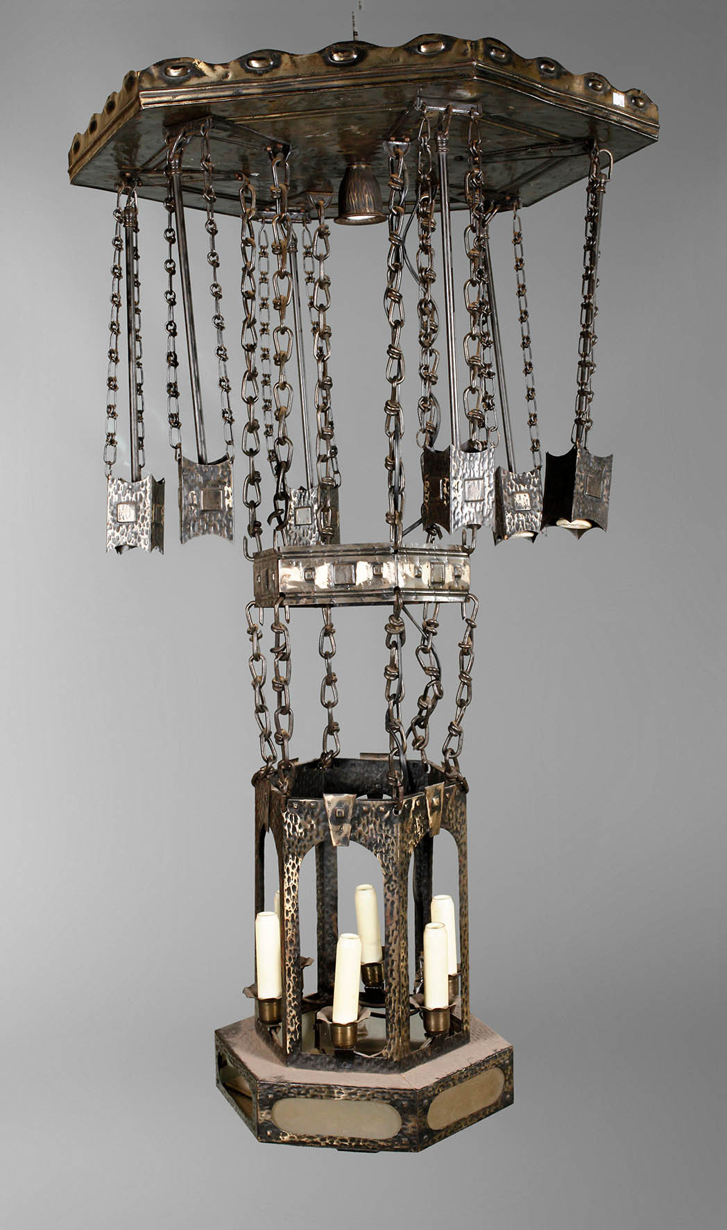 Außergewöhnliche Deckenlampe Jugendstil