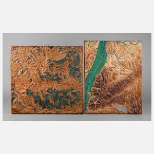 Zwei Relieflandkarten