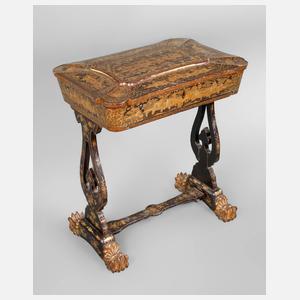 Nähtisch in Lackmalerei