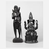 Zwei figürliche Schnitzereien111