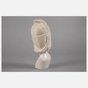 Elfenbeinbüste einer jungen Afrikanerin