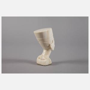 Elfenbeinschnitzerei Nofretete