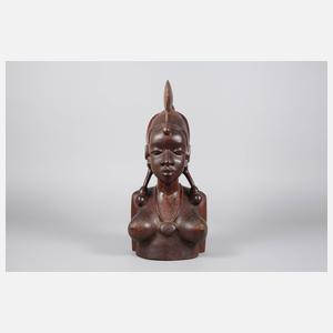 Büste einer jungen Afrikanerin