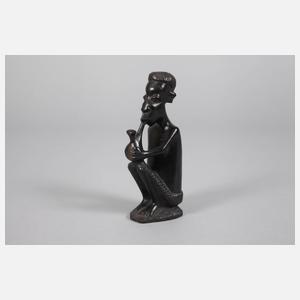 Drei Schnitzereien der Makonde