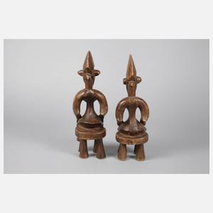 Paar figürliche Schnitzereien