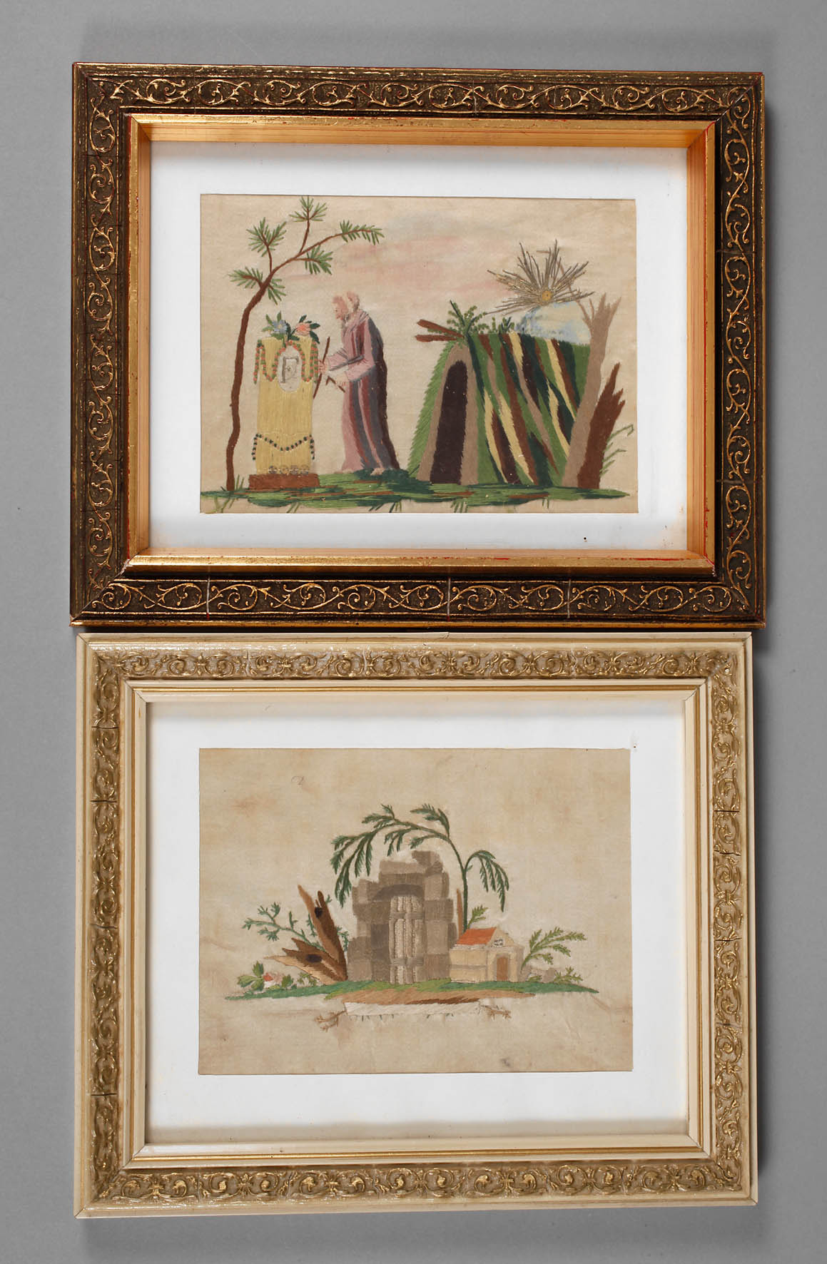 Zwei klassizistische Seidenstickereien