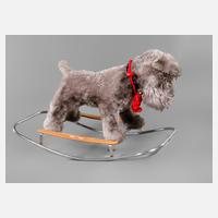 Trudi Plüschhund als Schaukeltier111