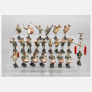 Massesoldaten als Marschmusiker