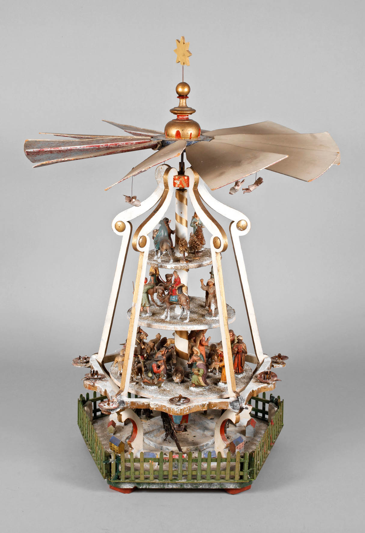 Große Tischpyramide Erzgebirge