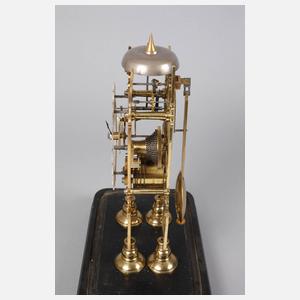 Skelettuhr mit Glassturz